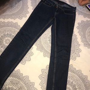Bebé skinny jeans
